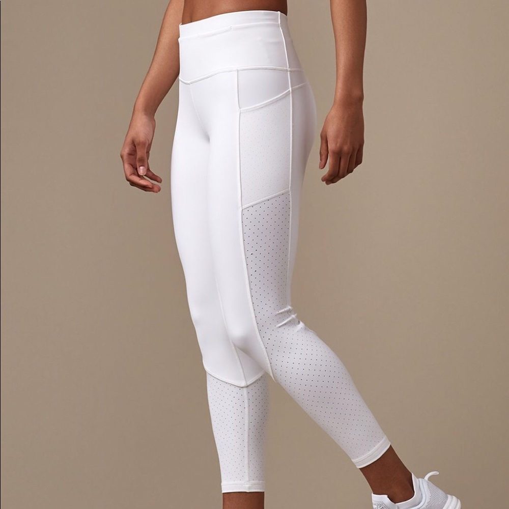 Lululemon Miles Over Miles tight “25 (Sz. 4)